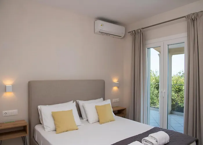 Beachfront Seasun By Posarellivillas Agios Spyridon (Corfu)