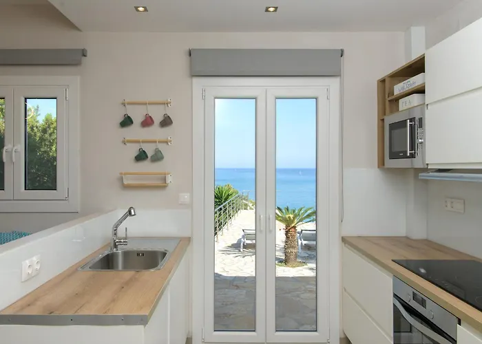 Villa Beachfront Seasun By Posarellivillas Agios Spyridon (Corfu)