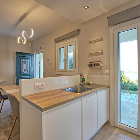 Vila Beachfront Seasun By Posarellivillas Agios Spyridon (Corfu)