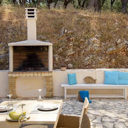 Beachfront Seasun By Posarellivillas Vilă Agios Spyridon (Corfu)