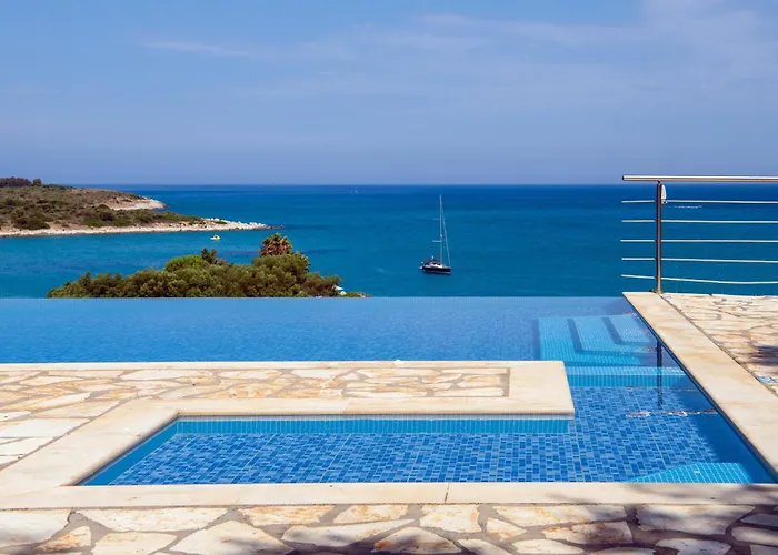 Beachfront Seasun By Posarellivillas * Agios Spyridon (Corfu)
