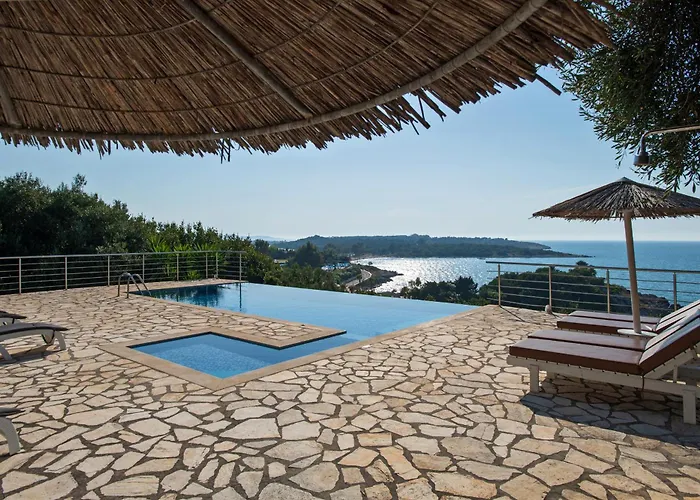 Villa Beachfront Seasun By Posarellivillas *