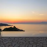 Beachfront Seasun By Posarellivillas Agios Spyridon (Corfu)