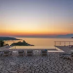 Villa Seasun - Seafront With Infinity Pool & Panoramic Coastal Views By Posarelli Agios Spyridon (Corfu)