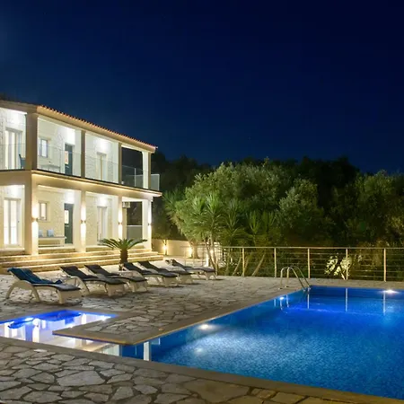 Seasun - Seafront With Infinity Pool & Panoramic Coastal Views By Posarelli Agios Spyridon (Corfu)