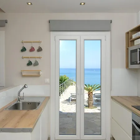 Villa Seasun - Seafront With Infinity Pool & Panoramic Coastal Views By Posarelli Agios Spyridon (Corfu)